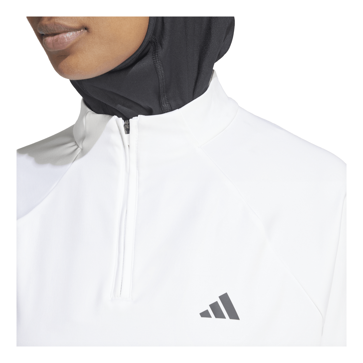 Train Essentials Minimal Branding 1/4-Zip Cover Up White