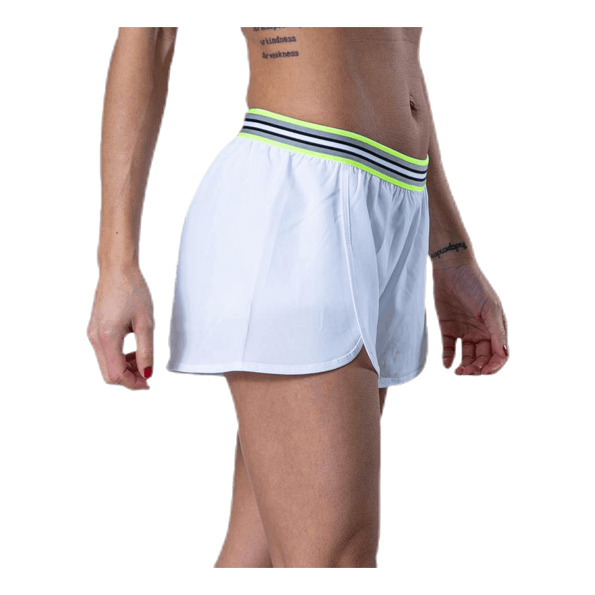 Tine Shorts White