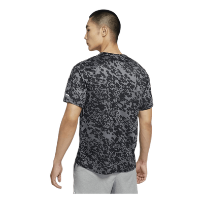 Dri-FIT Miler Wild Run Top SS pr Black/Silver