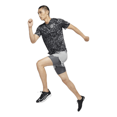 Dri-FIT Miler Wild Run Top SS pr Black/Silver