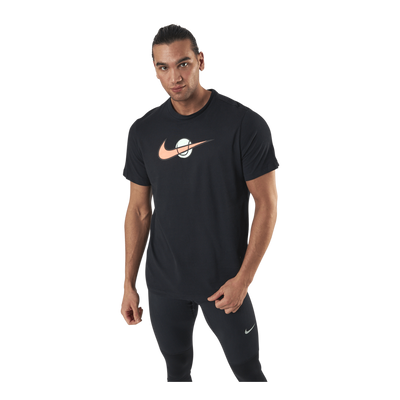 Court Swoosh Tee Black