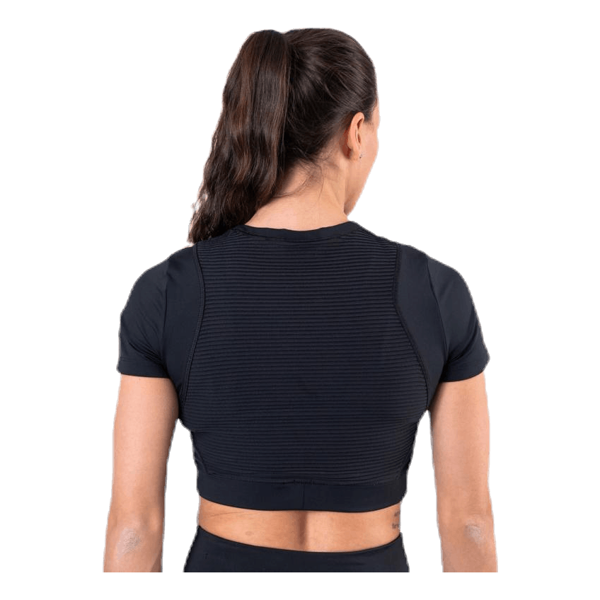 Aeroadpt SS Crop Top Black