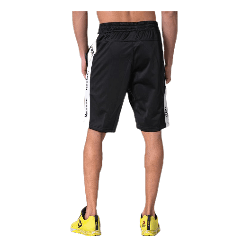 TE Linear Logo Short Black