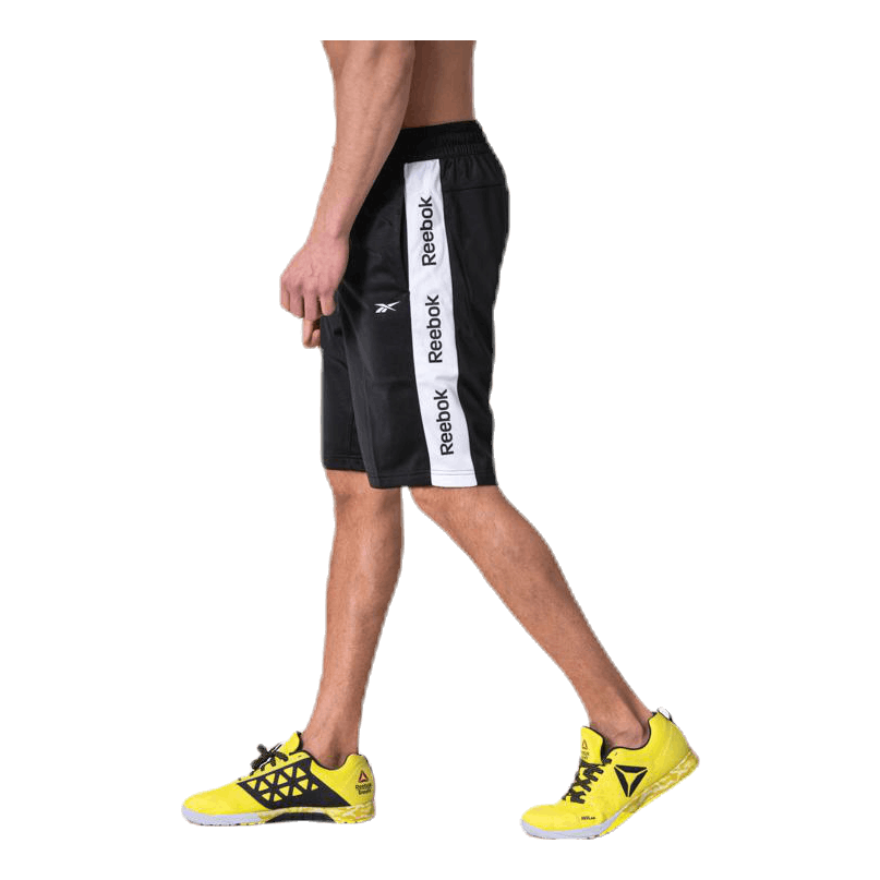 TE Linear Logo Short Black