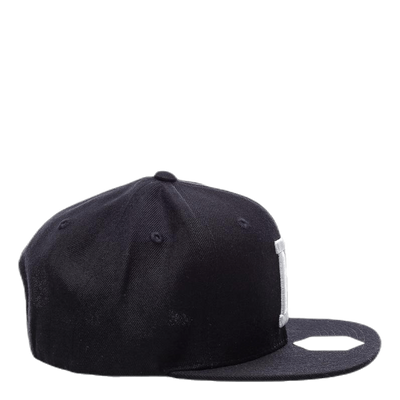 Bravo Snapback Black