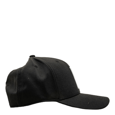 P 110 Cap Black