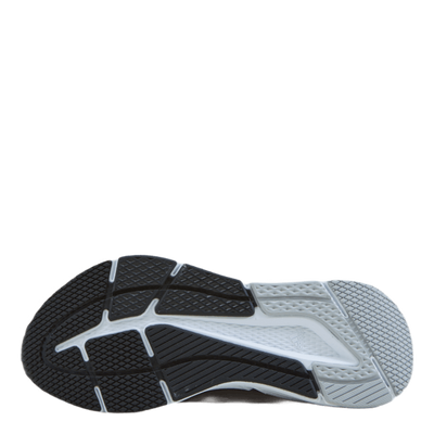 Questar Shoes Core Black / Carbon / Matte Silver