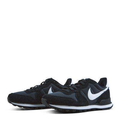 Women's Nike Internationalist Black/white-dk Smoke Grey