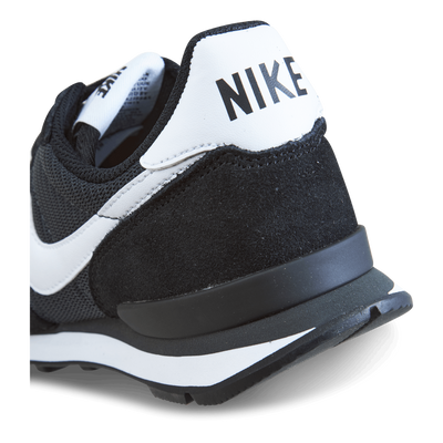 Women's Nike Internationalist Black/white-dk Smoke Grey